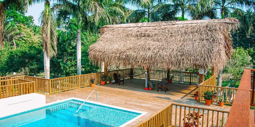 exotica deck1 thatch tt as venue
